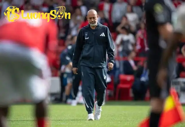 HLV Nuno Santo chính thức bị Nottingham Forest sa thải (Ảnh: Metro) HLV Nuno Santo chính thức bị Nottingham Forest sa thải (Ảnh: Metro)