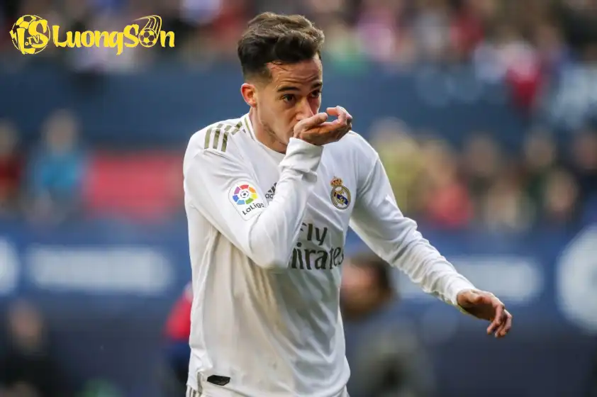 Thương vụ Lucas Vazquez cập bến Leverkusen là một bất ngờ lớn (Ảnh: MARCA)