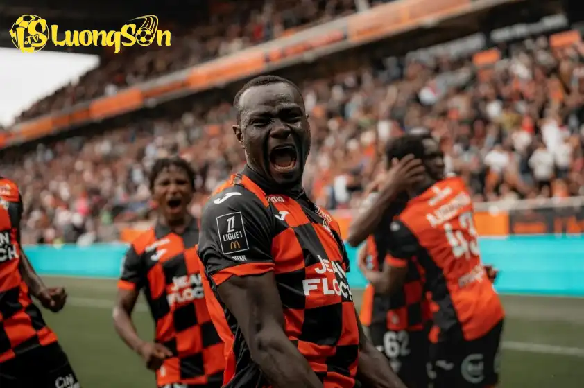 Lorient được đánh giá cao hơn trong trận đấu này Lorient được đánh giá cao hơn trong trận đấu này.