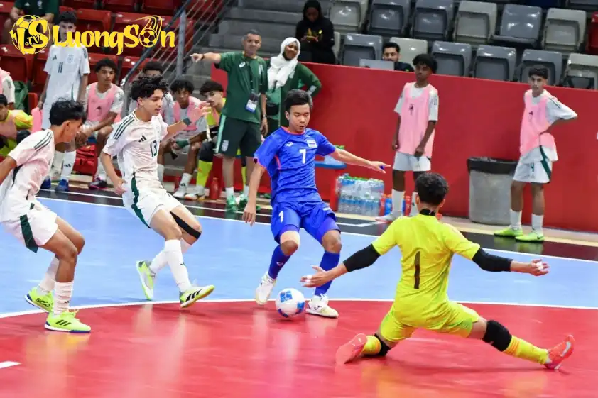 U16 Thái Lan đánh bại Ả Rập Xê Út 11-0 tại Đại hội Thể thao Trẻ châu Á 2025