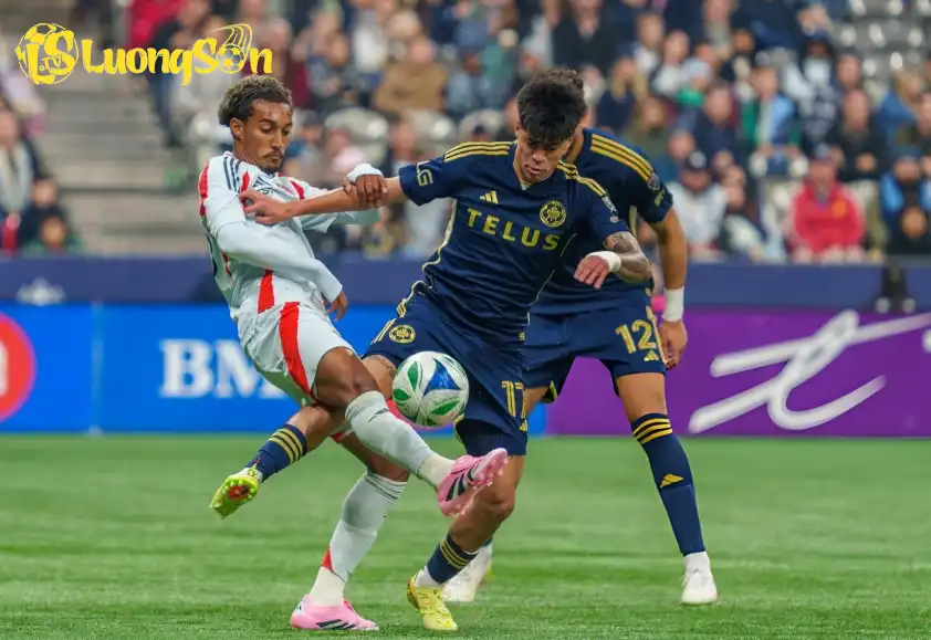 Vancouver phần nào được đánh giá cao hơn so với Dallas Vancouver phần nào được đánh giá cao hơn so với Dallas