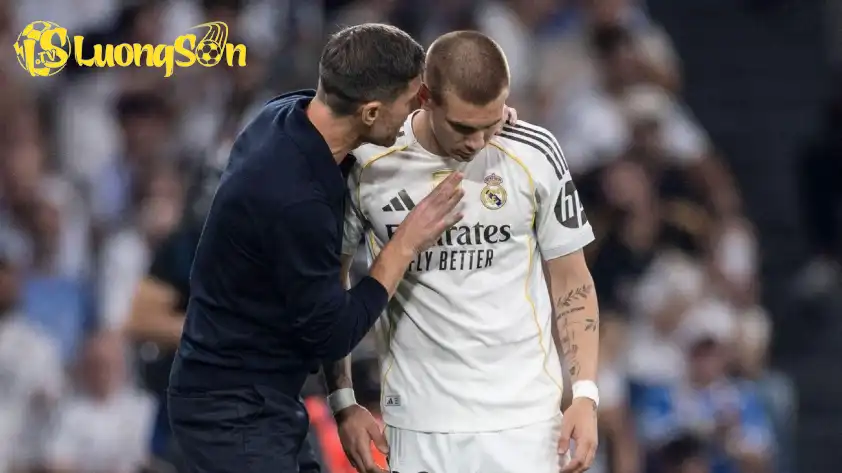 Mastantuono không còn là ưu tiên trong đội hình của Alonso.