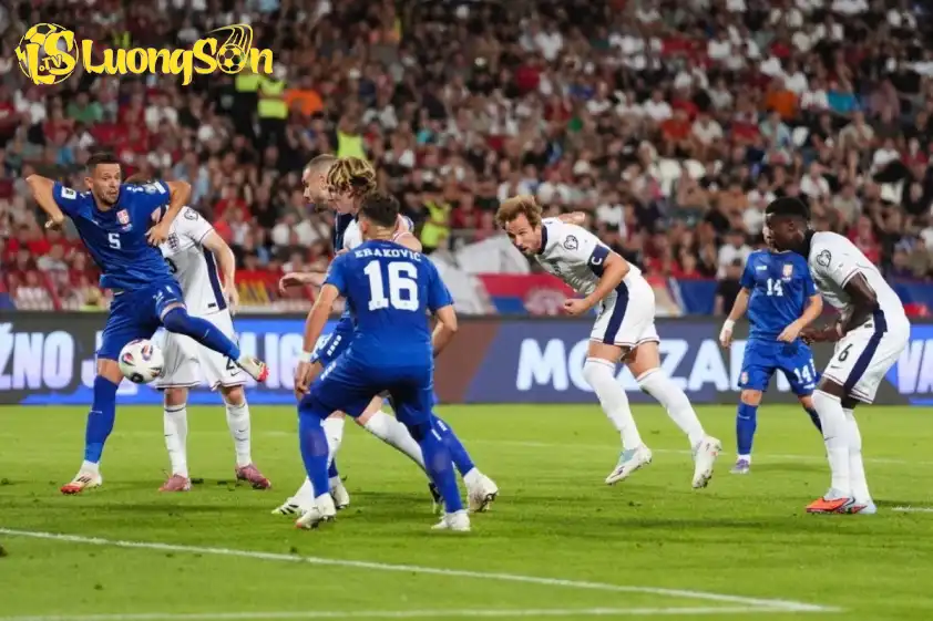 Kane tin rằng những tình huống cố định có thể mang lại lợi thế cho đội tuyển Anh tại World Cup
