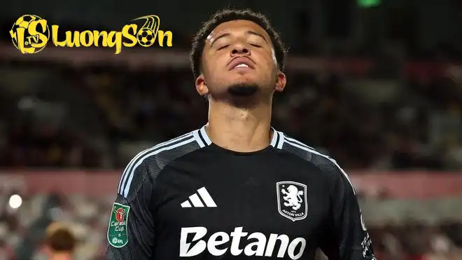 Anh được coi là bản hợp đồng tệ nhất lịch sử MU